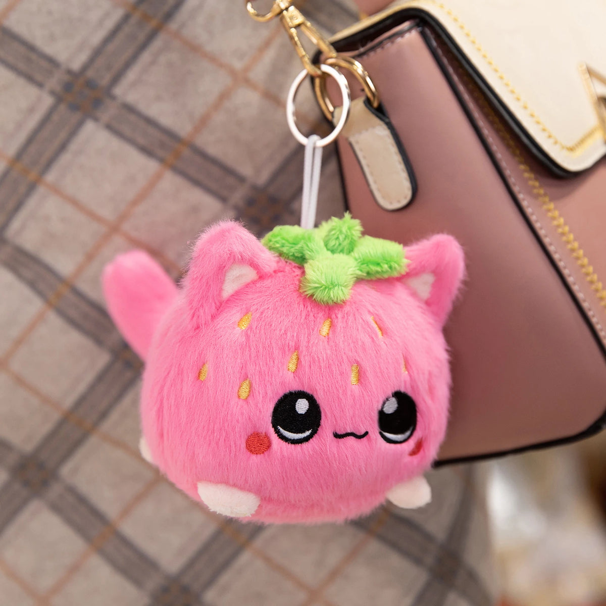 Strawberry Cat Plushy🍓