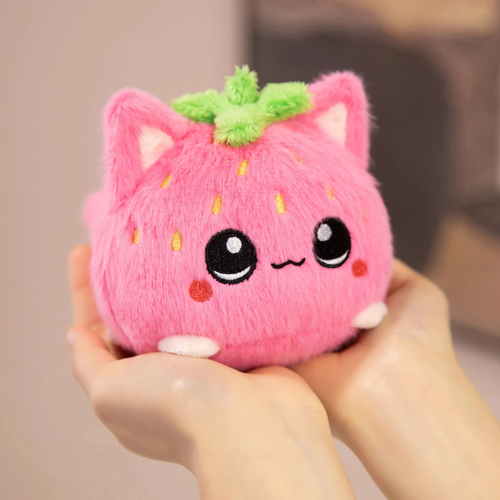Strawberry Cat Plushy🍓