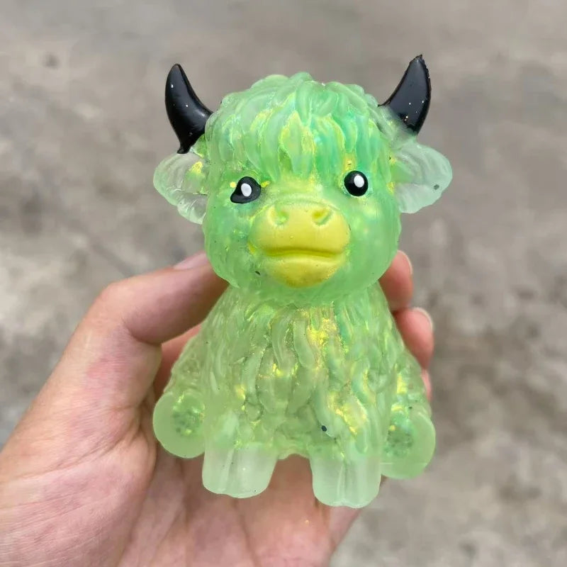 Glitter Highland Cow Squishy Squeeze Toy 🐄