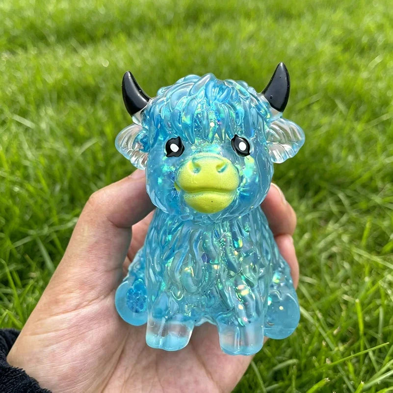 Glitter Highland Cow Squishy Squeeze Toy 🐄