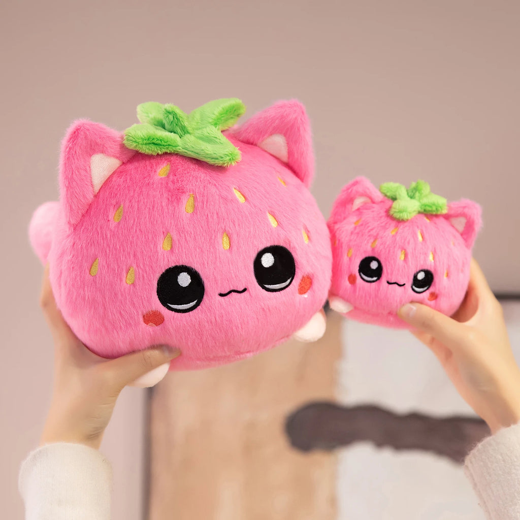 Strawberry Cat Plushy🍓
